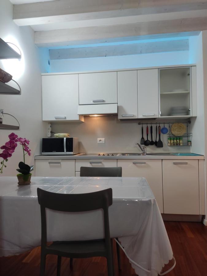 Jennifer House. Тренто Екстер'єр фото
